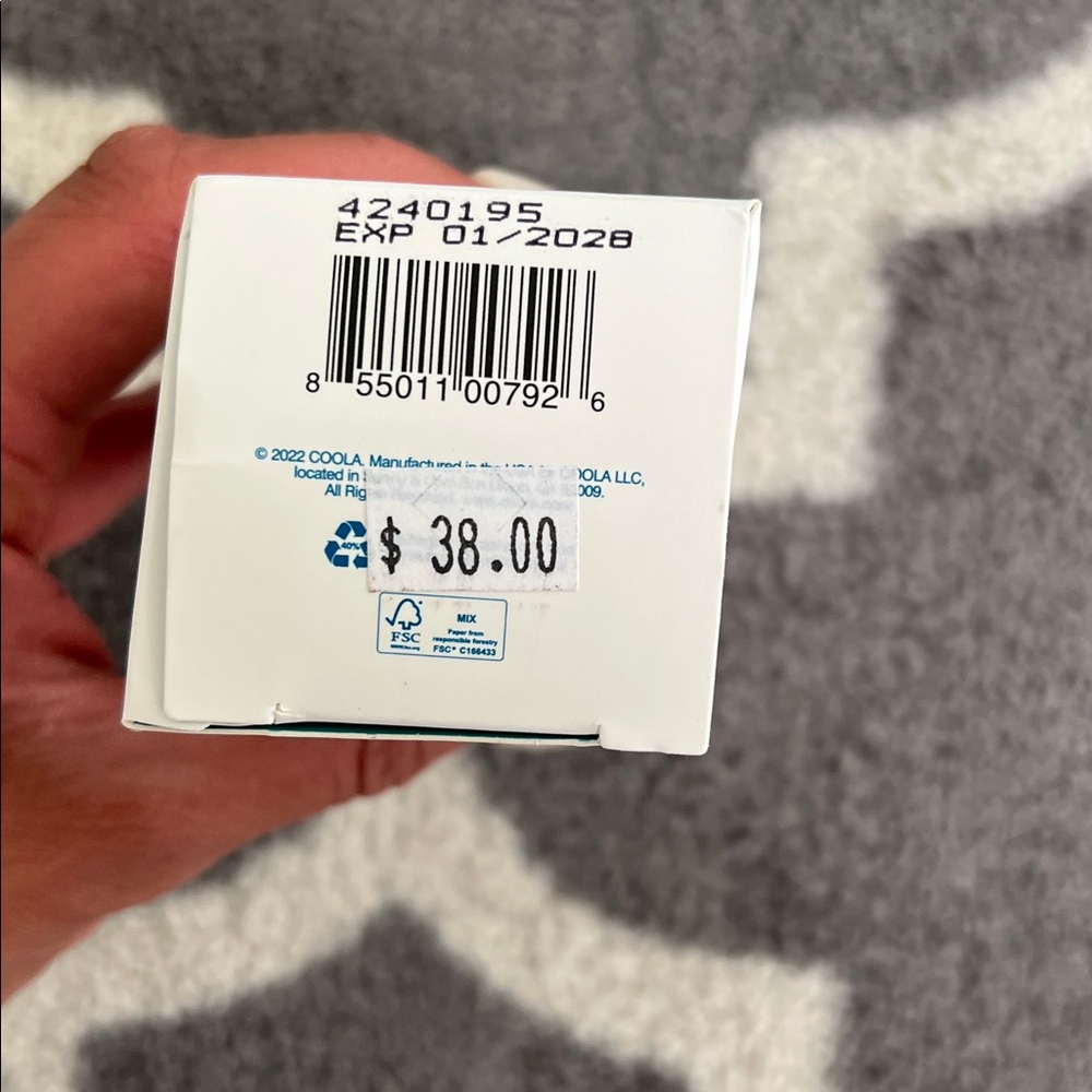 Coola Mineral Body Sunscreen 50 SPF - Picture 5 of 5
